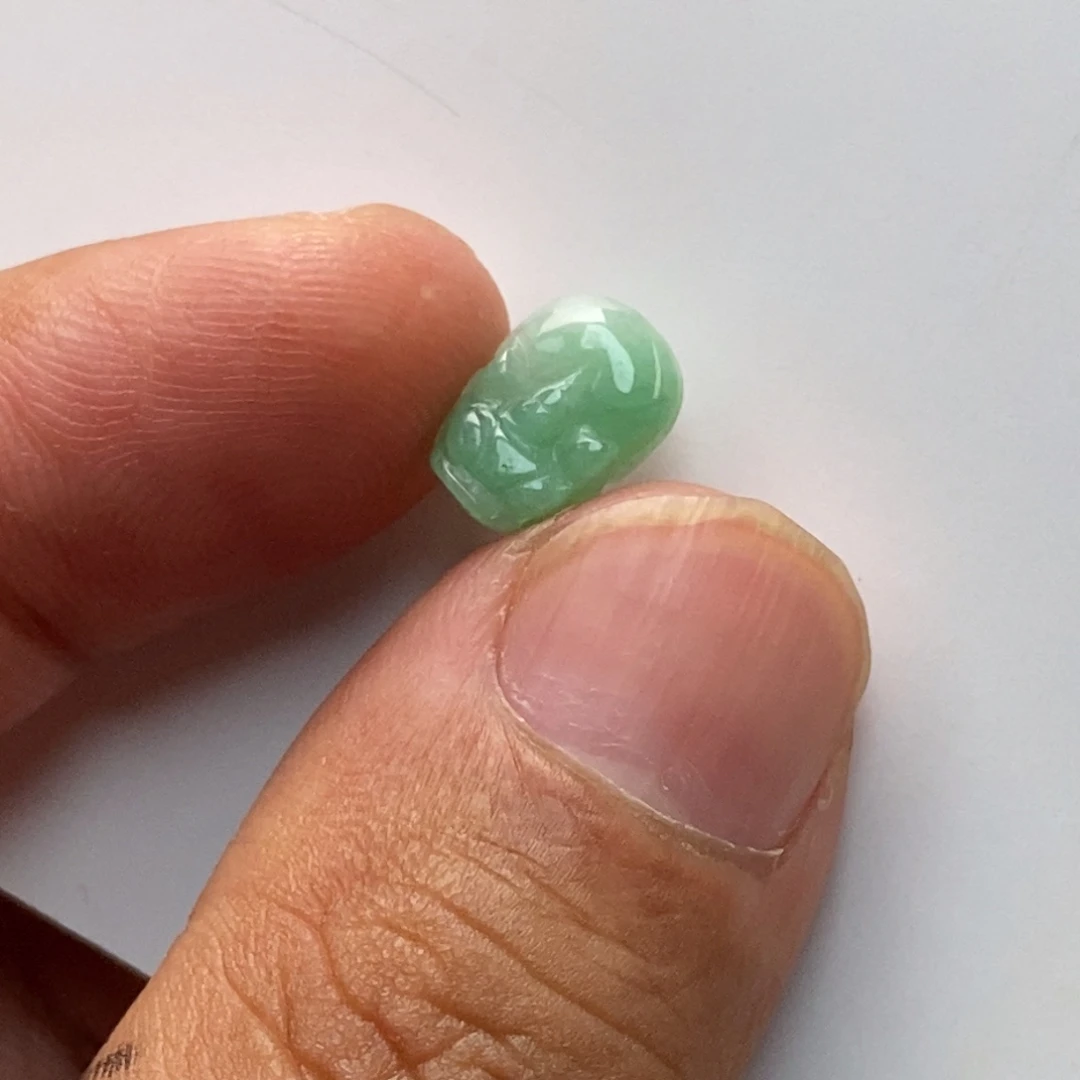 翡翠未镶嵌颈饰天然