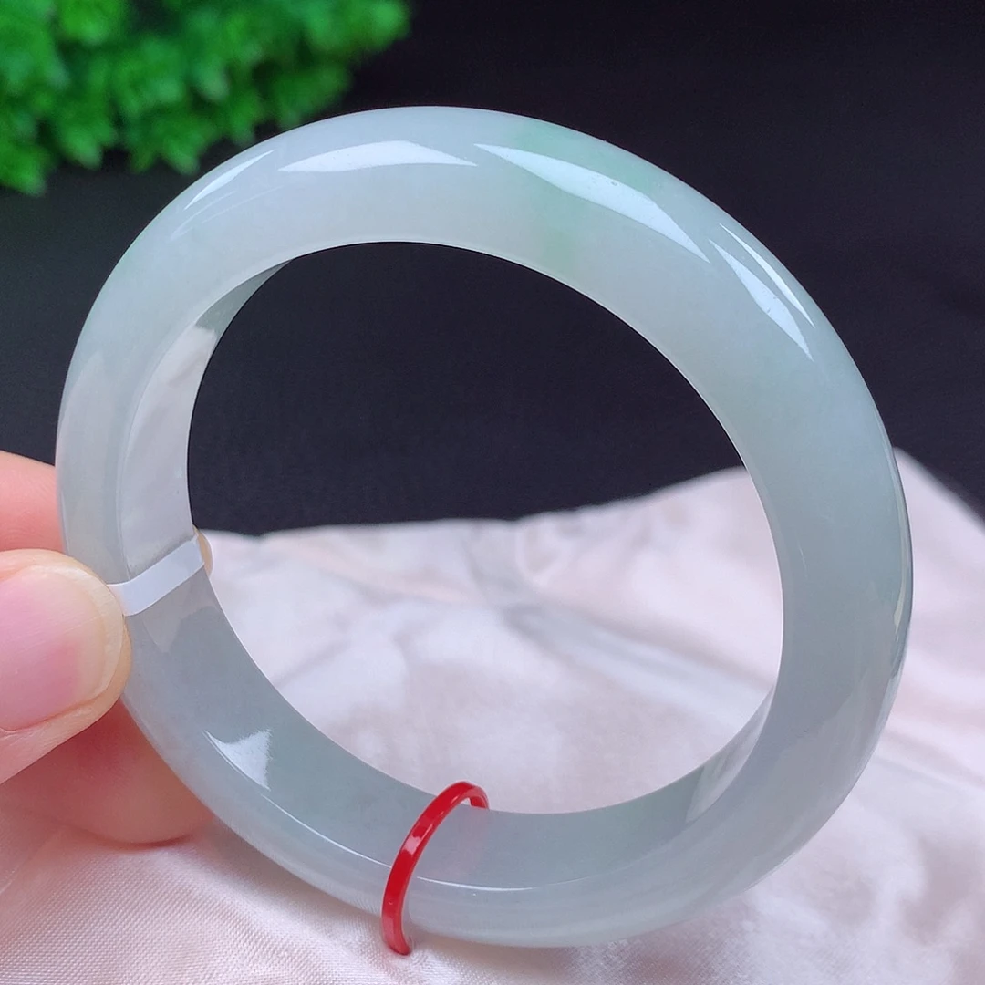 翡翠未镶嵌手镯56圈681606