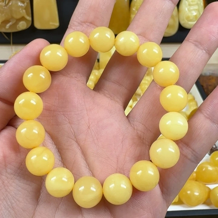 鹿***鹿未镶嵌蜜蜡珠宝奇石