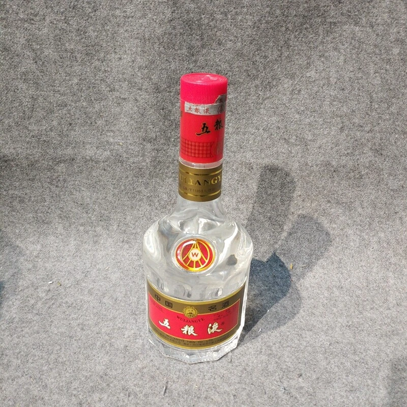 2003年天地盖五粮液500ml39度-M25IW006D88-01