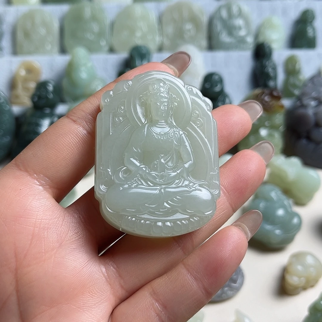 戒***了和田玉未镶嵌挂件