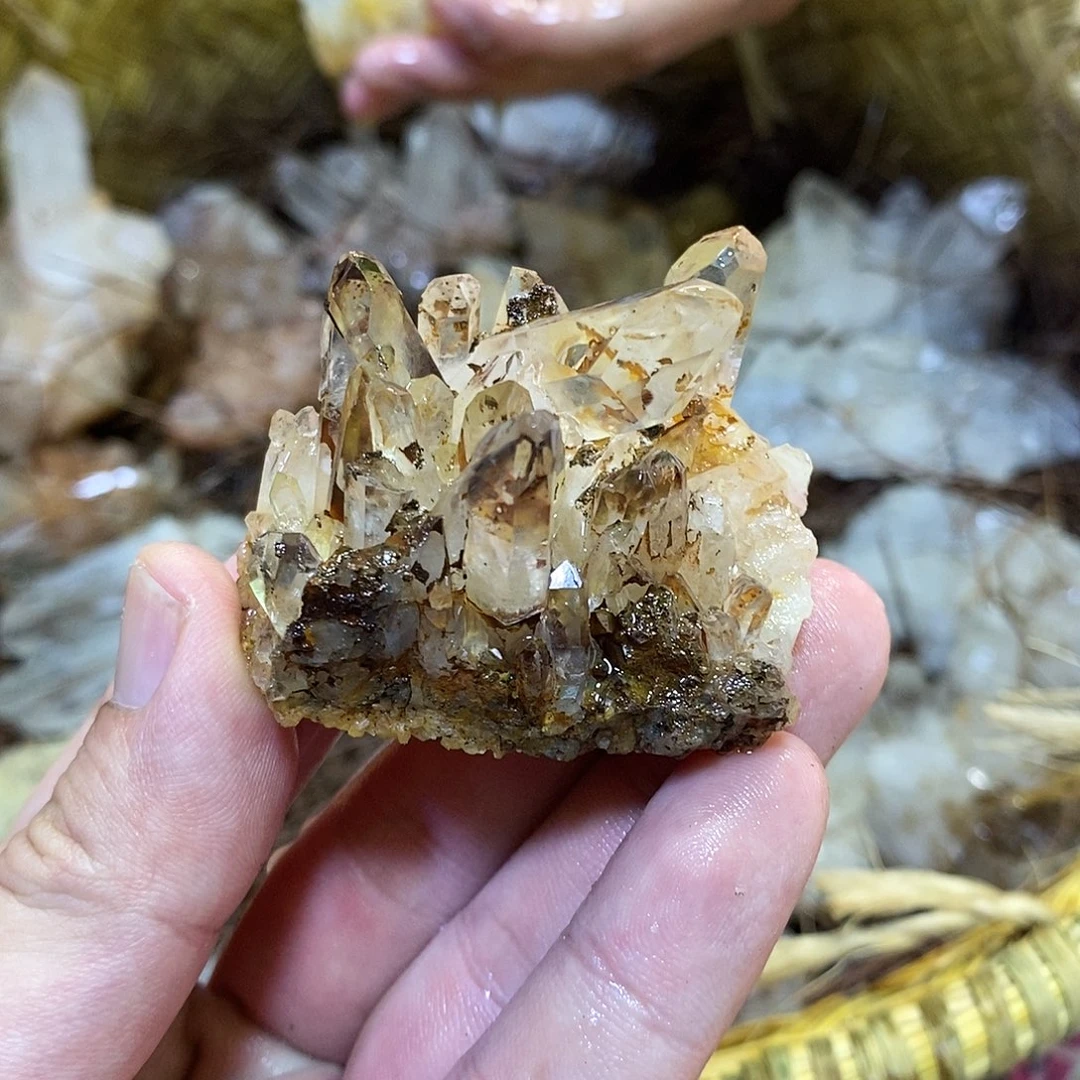 未镶嵌珠宝半成品水晶