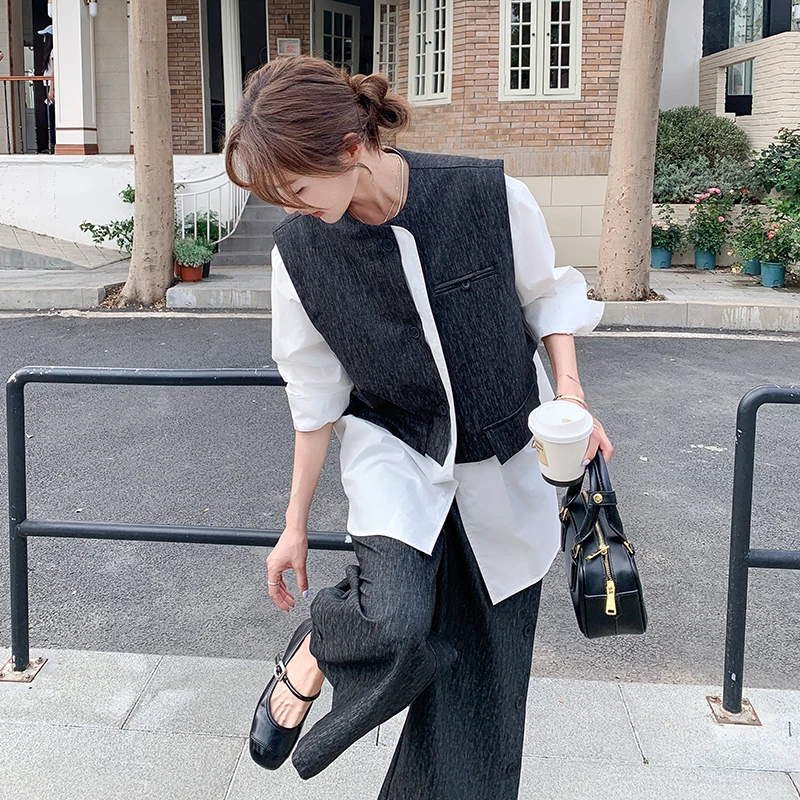 时髦设计感百搭减龄轻奢套装女秋季超时尚假两件上衣阔腿裤两件套