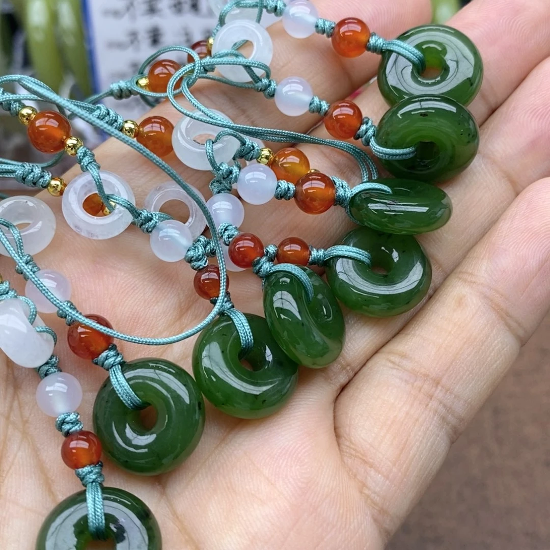 和田玉未镶嵌吊坠(不含链)