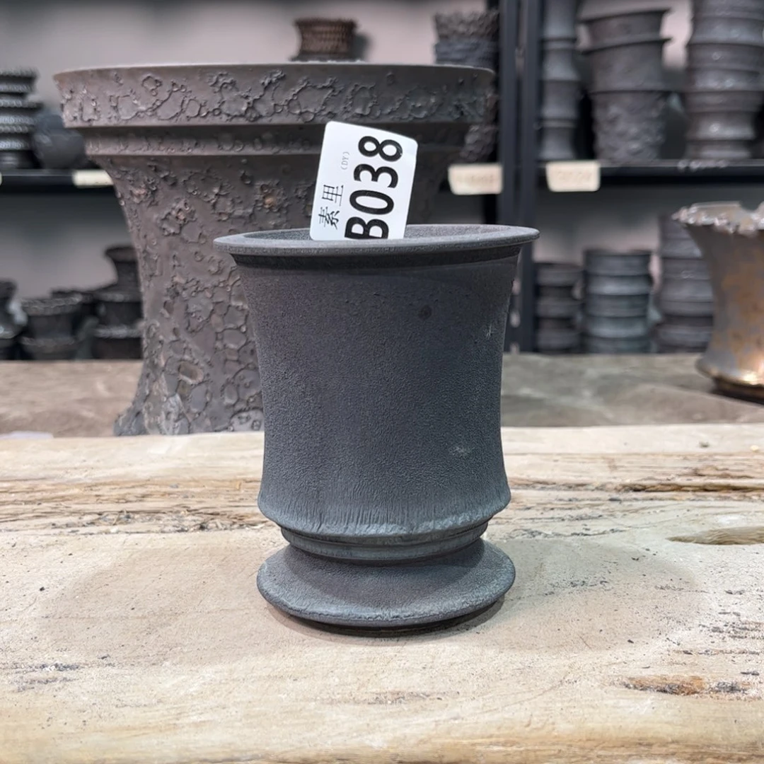 陶内口7.5高10.5瑕疵