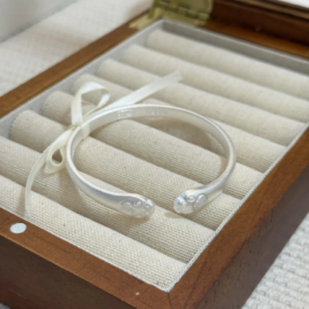 足银手镯 足银999.9猫爪手镯实心开口足银甜美百搭送闺蜜女友