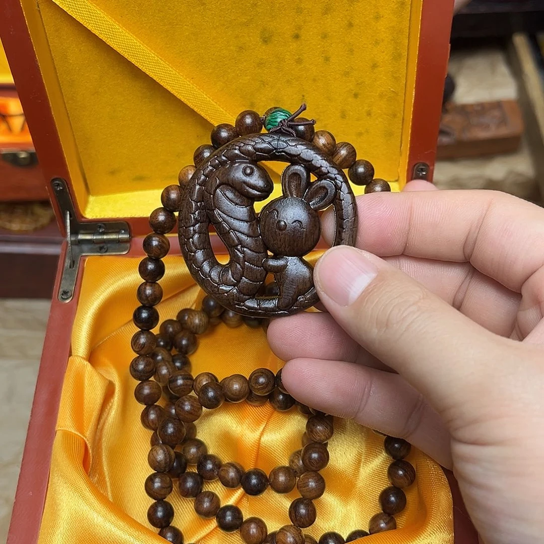 大叶紫檀（黑酸枝木类）