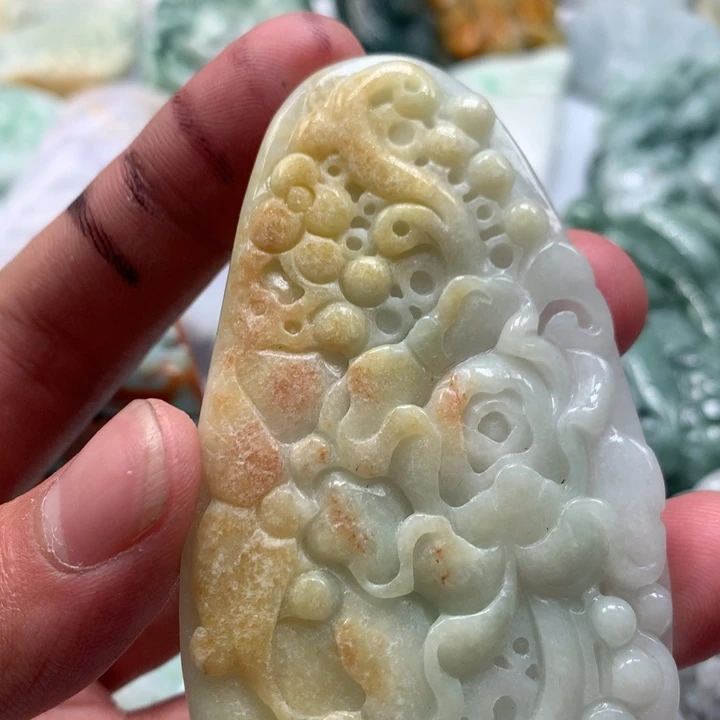翡翠未镶嵌颈饰保真天然a货翡翠