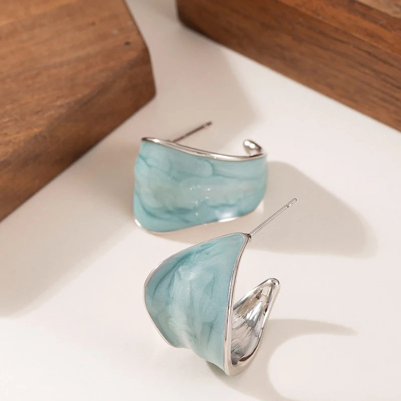 925银耳饰 银针优雅气质小香风滴油不规则卷曲树叶耳环女时髦个性