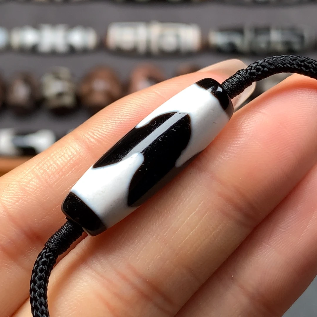 玛瑙/玉髓裸珠行运虎牙