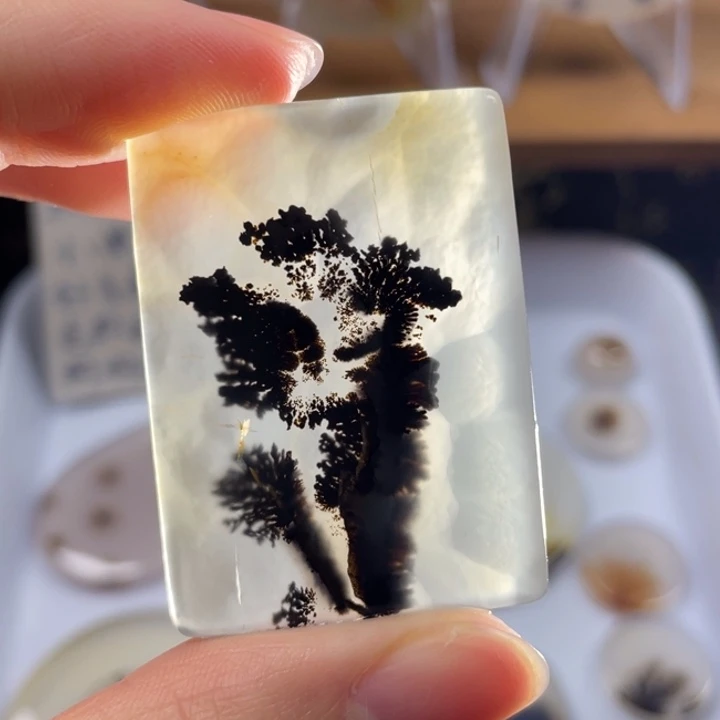 玛瑙/玉髓未镶嵌牌子