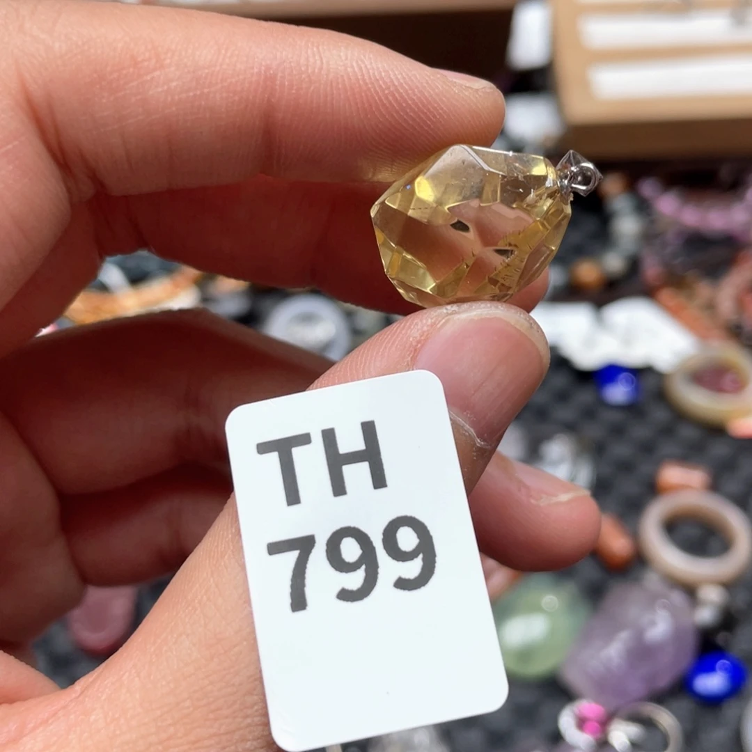 水晶多样性发一只未镶嵌