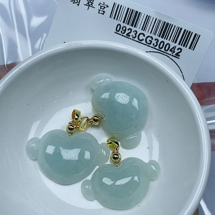 吊坠(不含链)未镶嵌翡翠