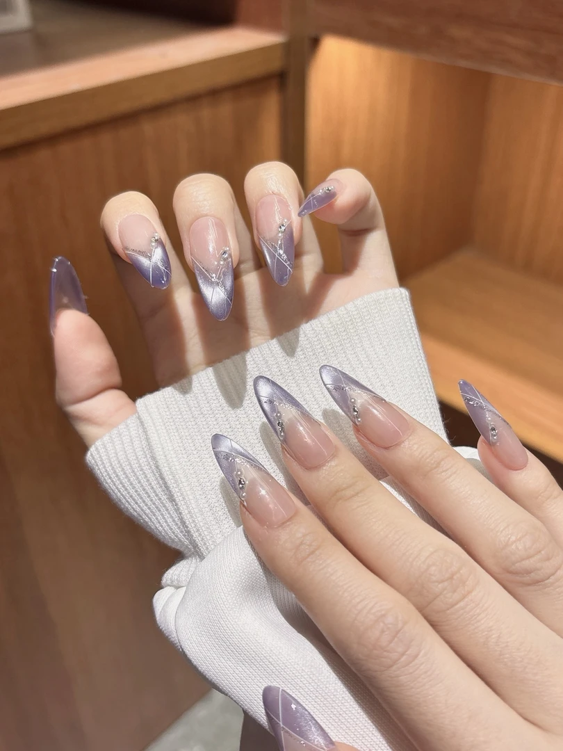 紫来运转美甲紫色猫眼菱格温柔清透纯手工穿戴甲显白纯欲风