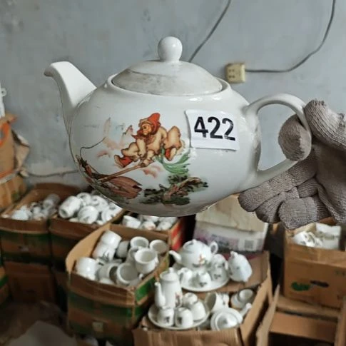 库存瓷片多孔茶壶