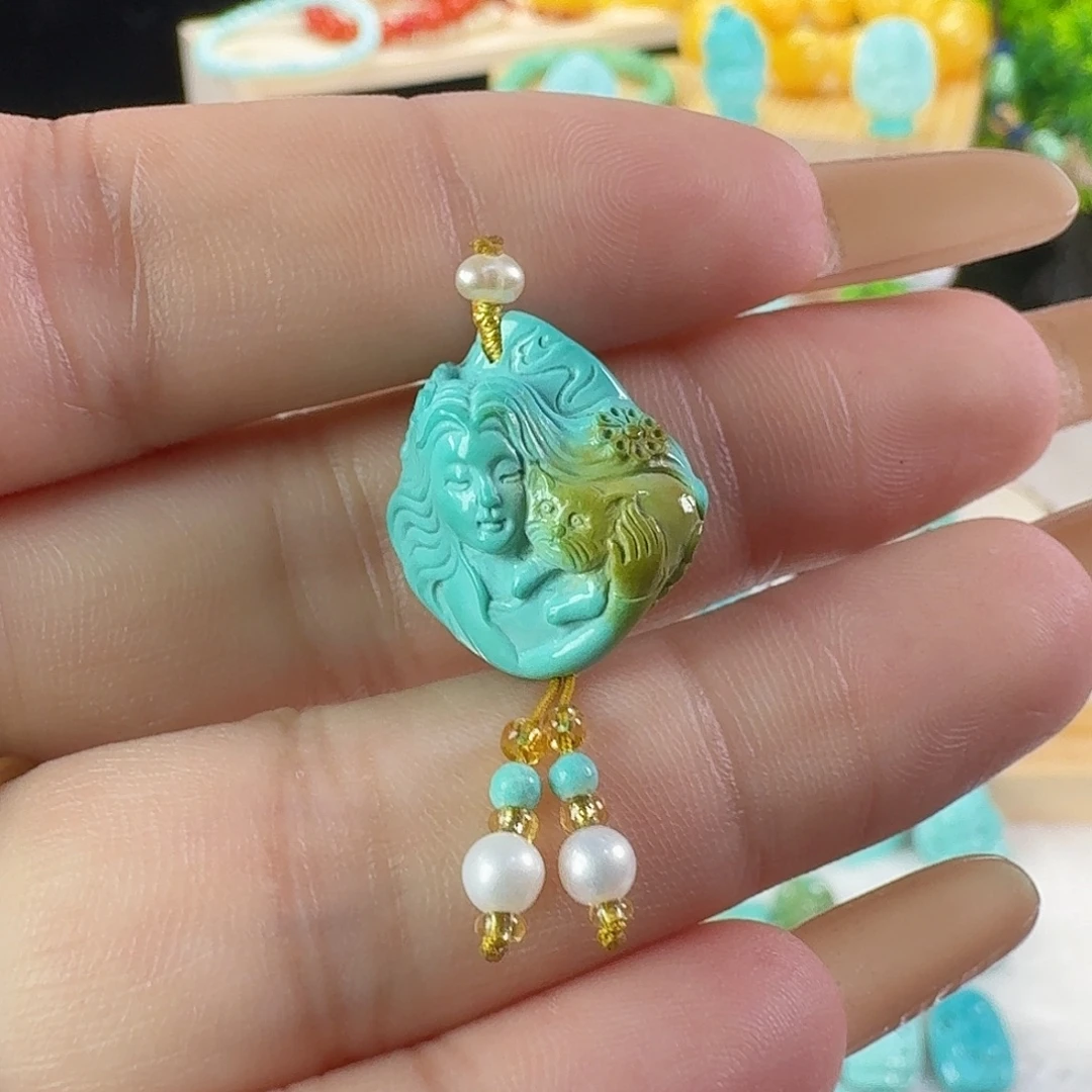 绿松石未镶嵌颈饰