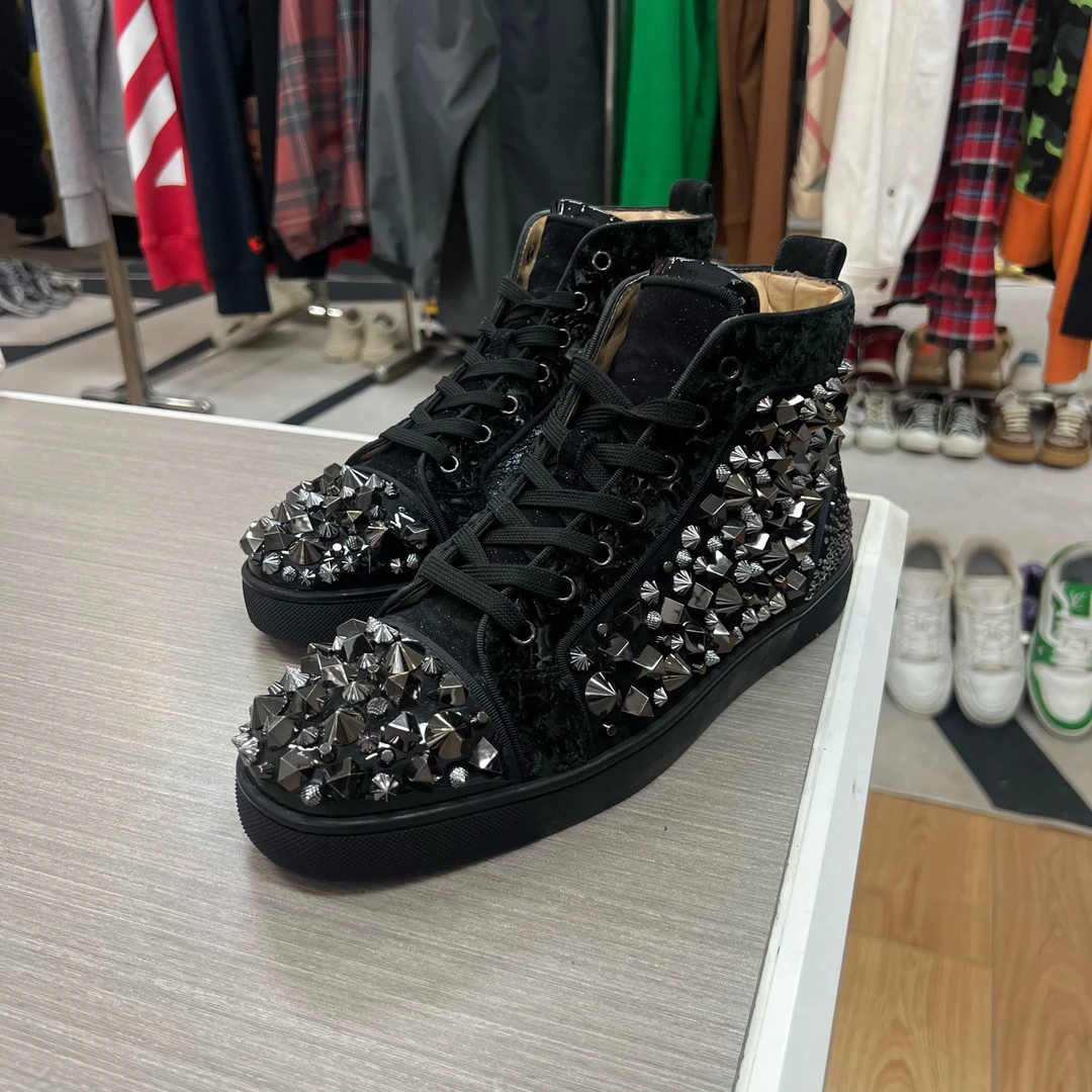 95新 Christian Louboutin/克里斯提·鲁布托 满铆钉板鞋41.5码