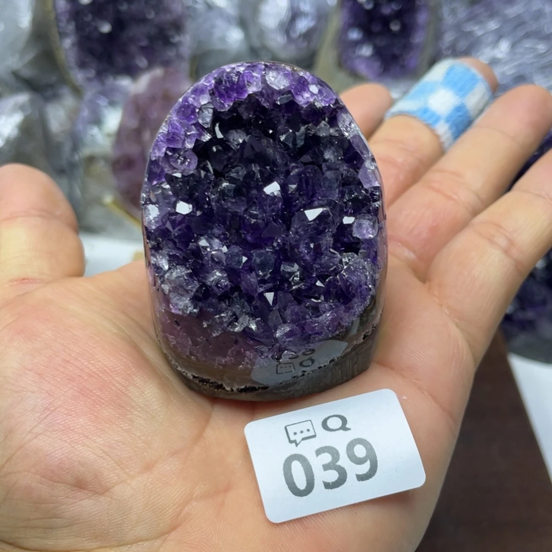 未镶嵌大型摆件（非配饰）水晶