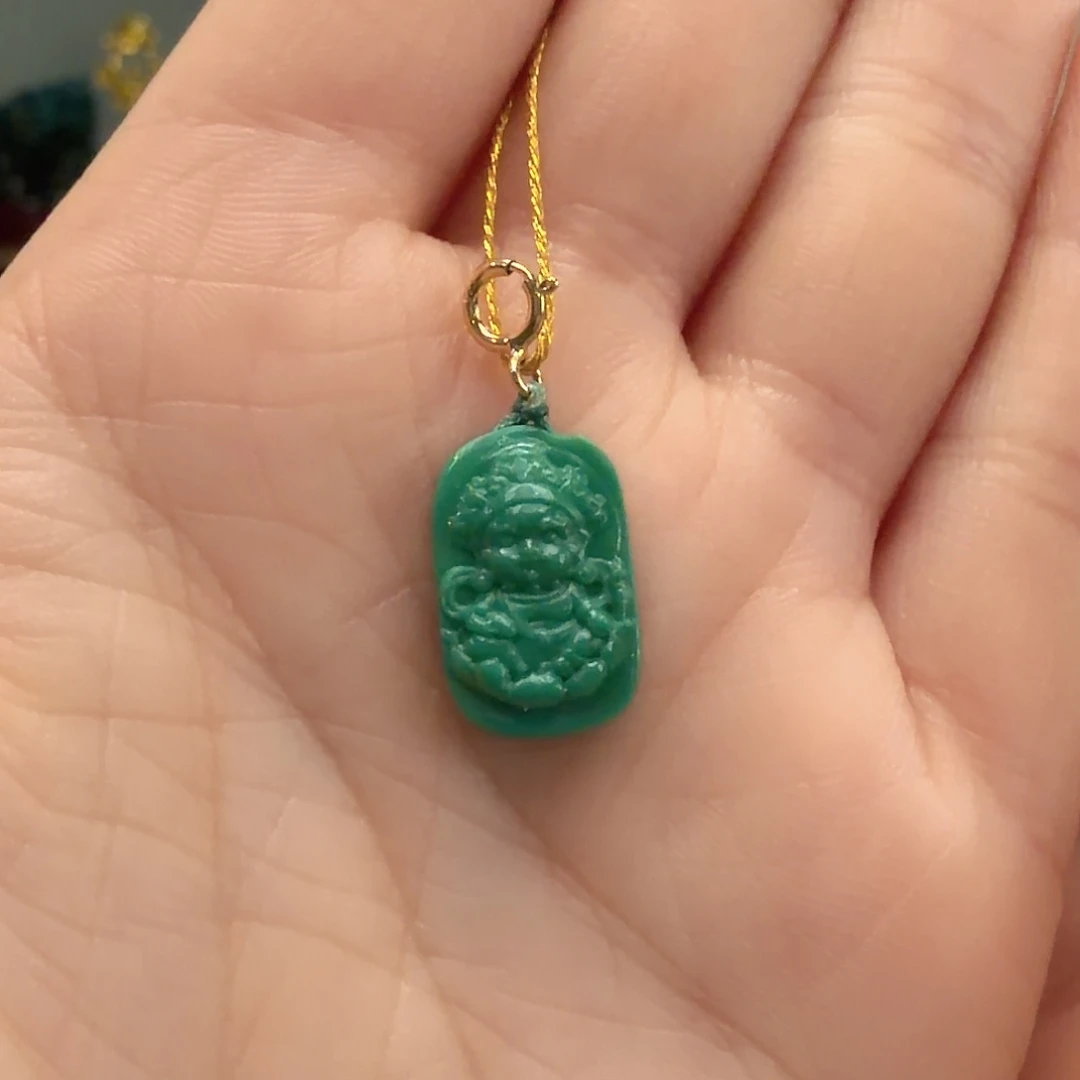 绿松石未镶嵌颈饰