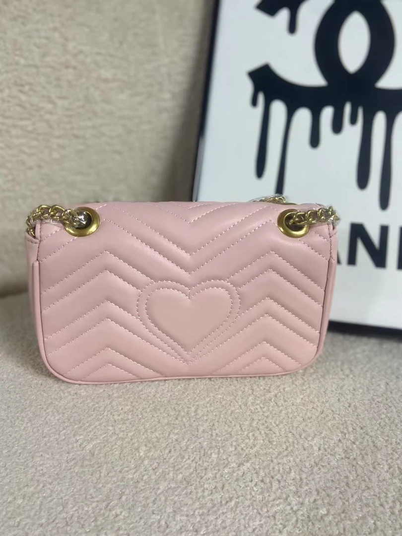 .2025年新款大容量女包时尚百搭多功能女包