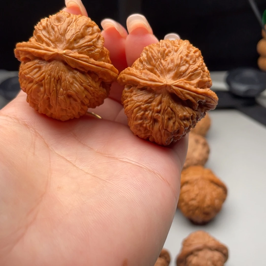 文玩核桃白狮子38
