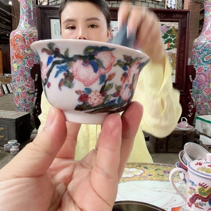 摆件景德镇高温陶瓷九桃五福压手杯红希希