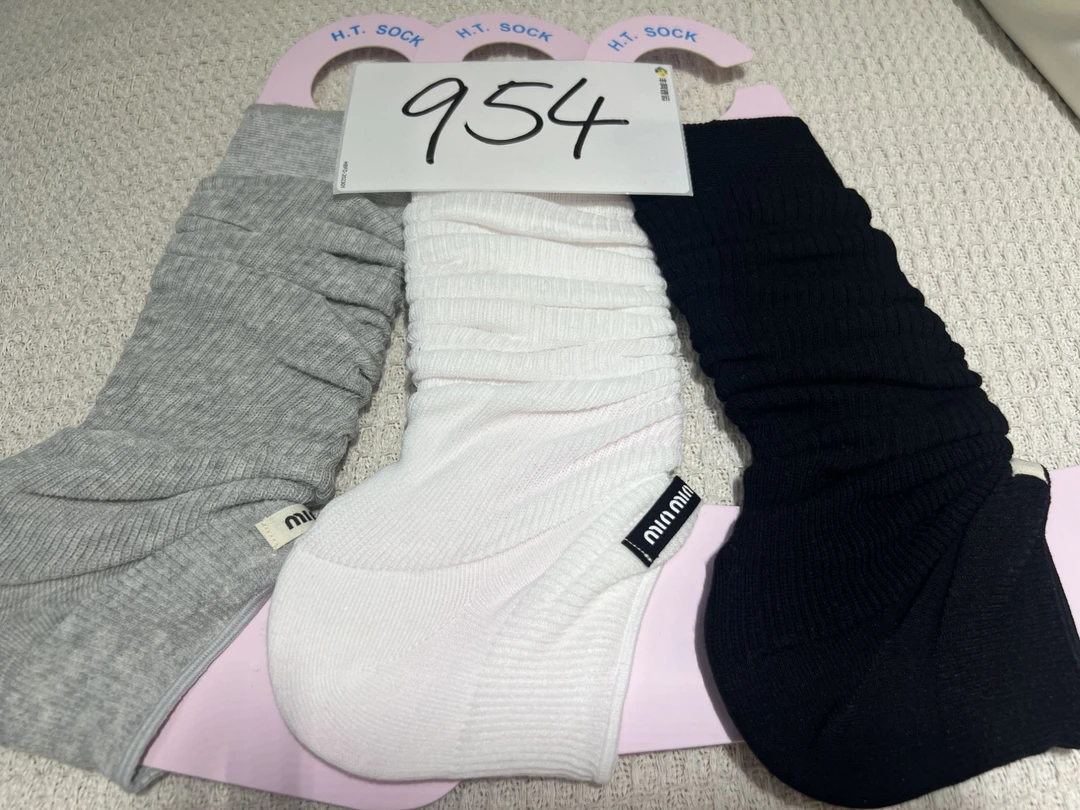 954（H）中筒夏季纯色潮袜