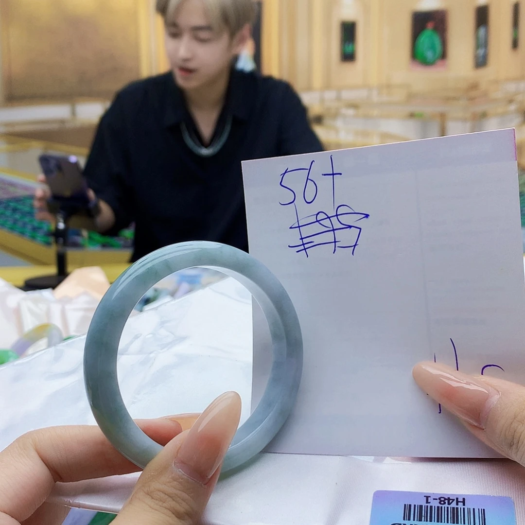 翡翠手镯未镶嵌00987789000