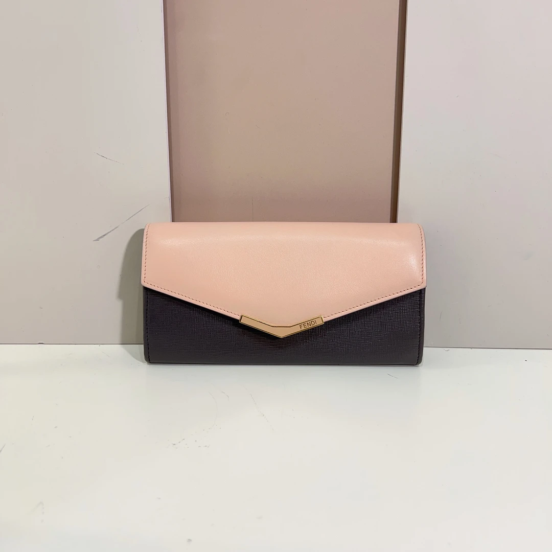 95新 FENDI/芬迪 芬迪拼皮长款钱包a7853
