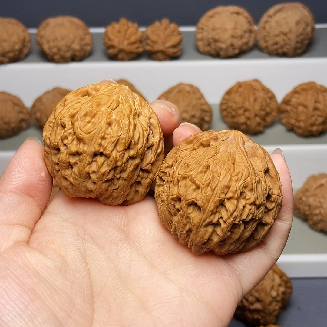 文玩核桃吊坠42全品绣球