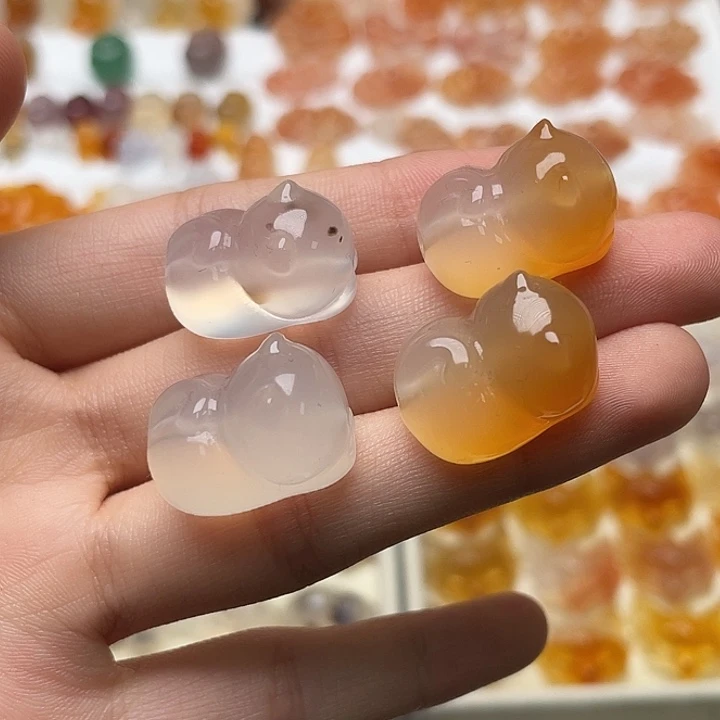 玛瑙/玉髓未镶嵌玛瑙蹲蹲猫