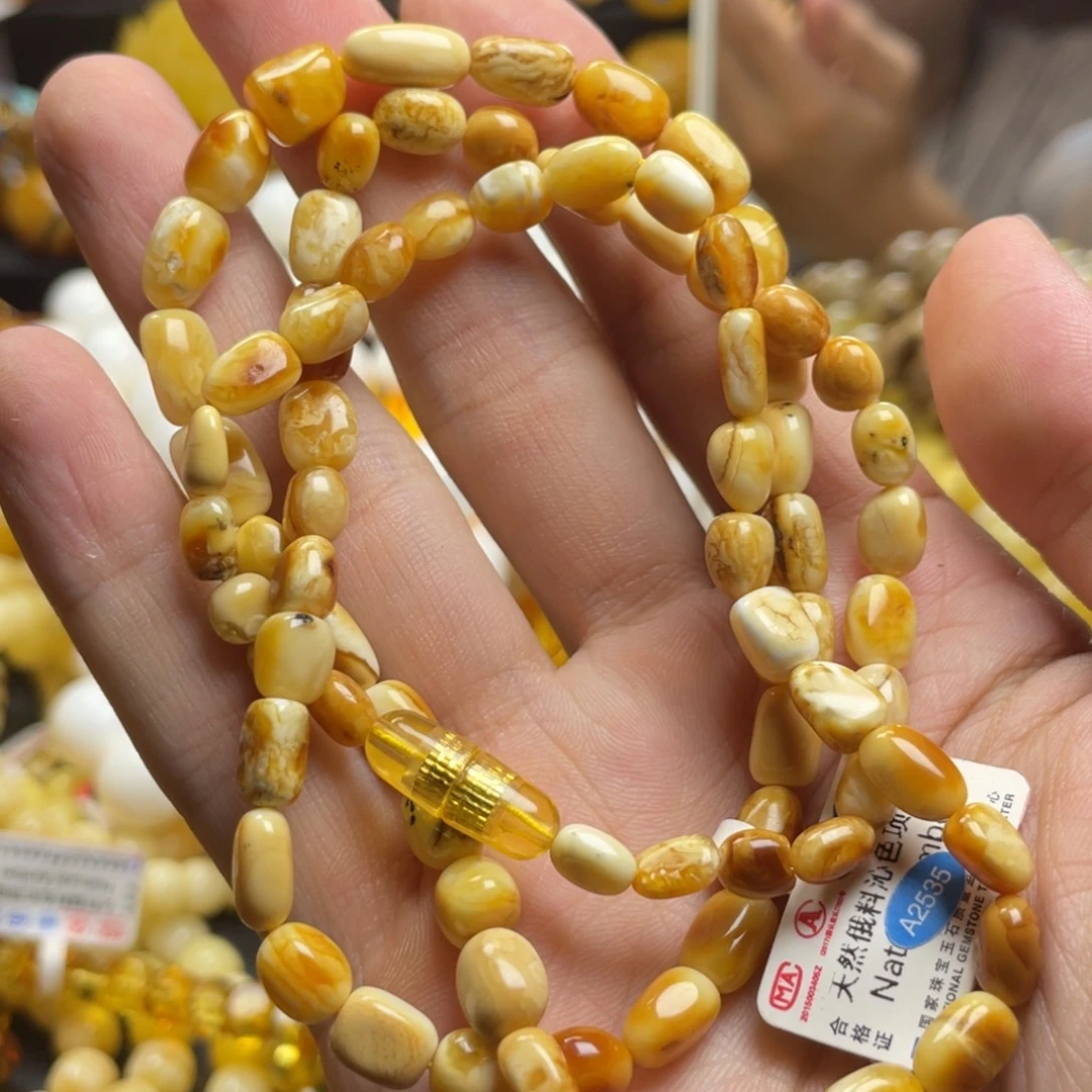 琥珀未镶嵌珠宝奇石