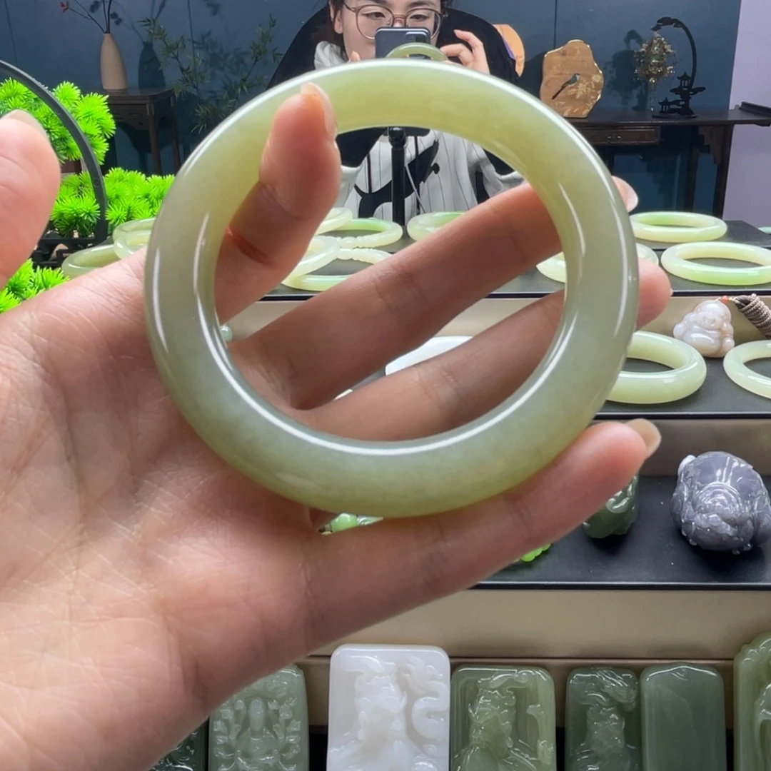 和田玉未镶嵌手镯青海晴水59