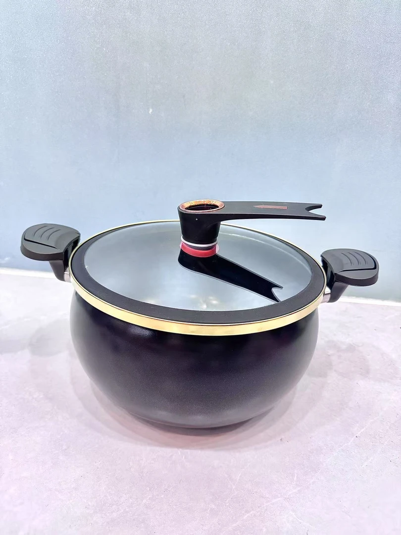 新款黑色微压锅炖煮锅
