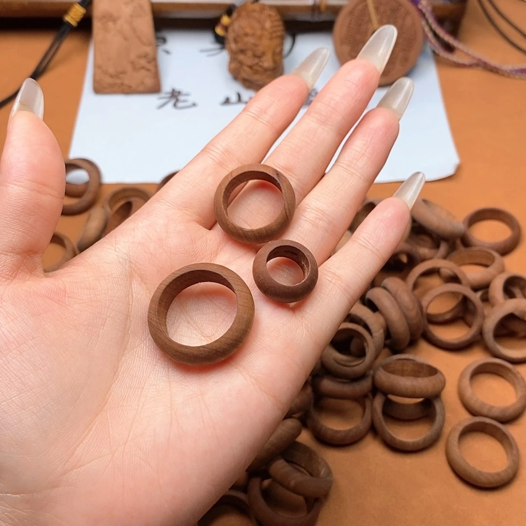 檀香木手串/手链戒指三件套（瑕疵）