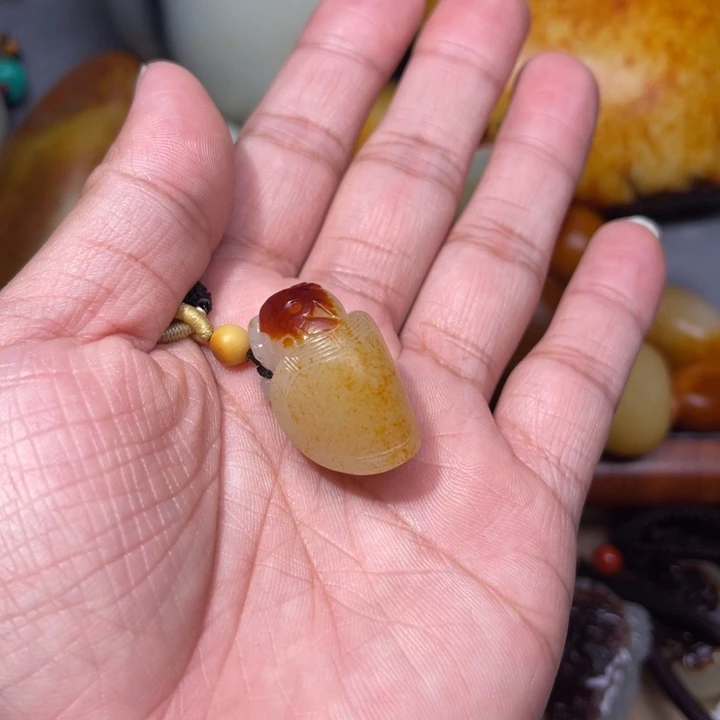 和田玉挂件未镶嵌?****客