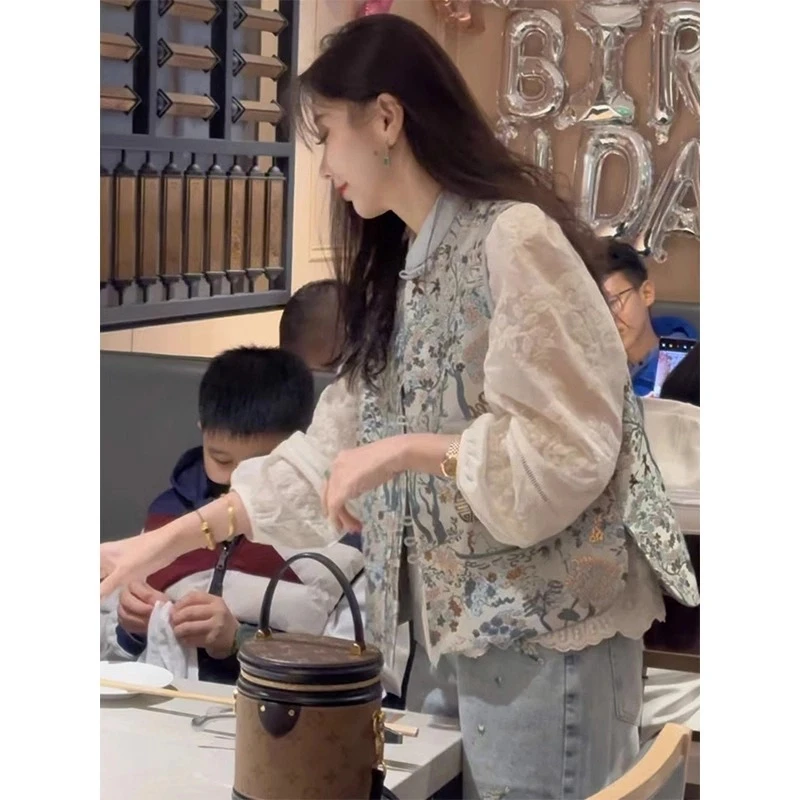 新中式富家千金国风女装马甲出行衬衫两件套小个子遮肉春游套装