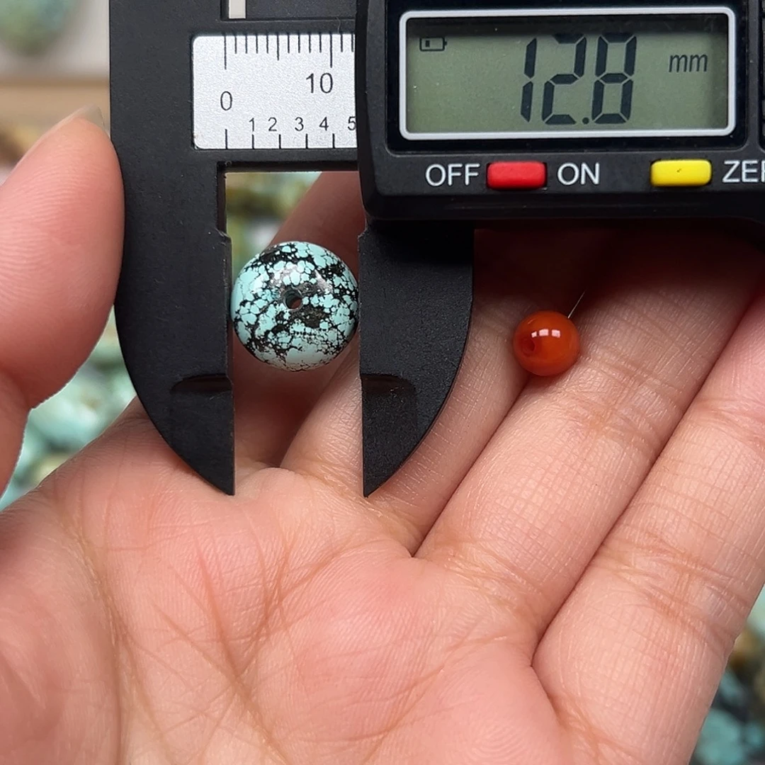 南红玛瑙未镶嵌珠宝奇石