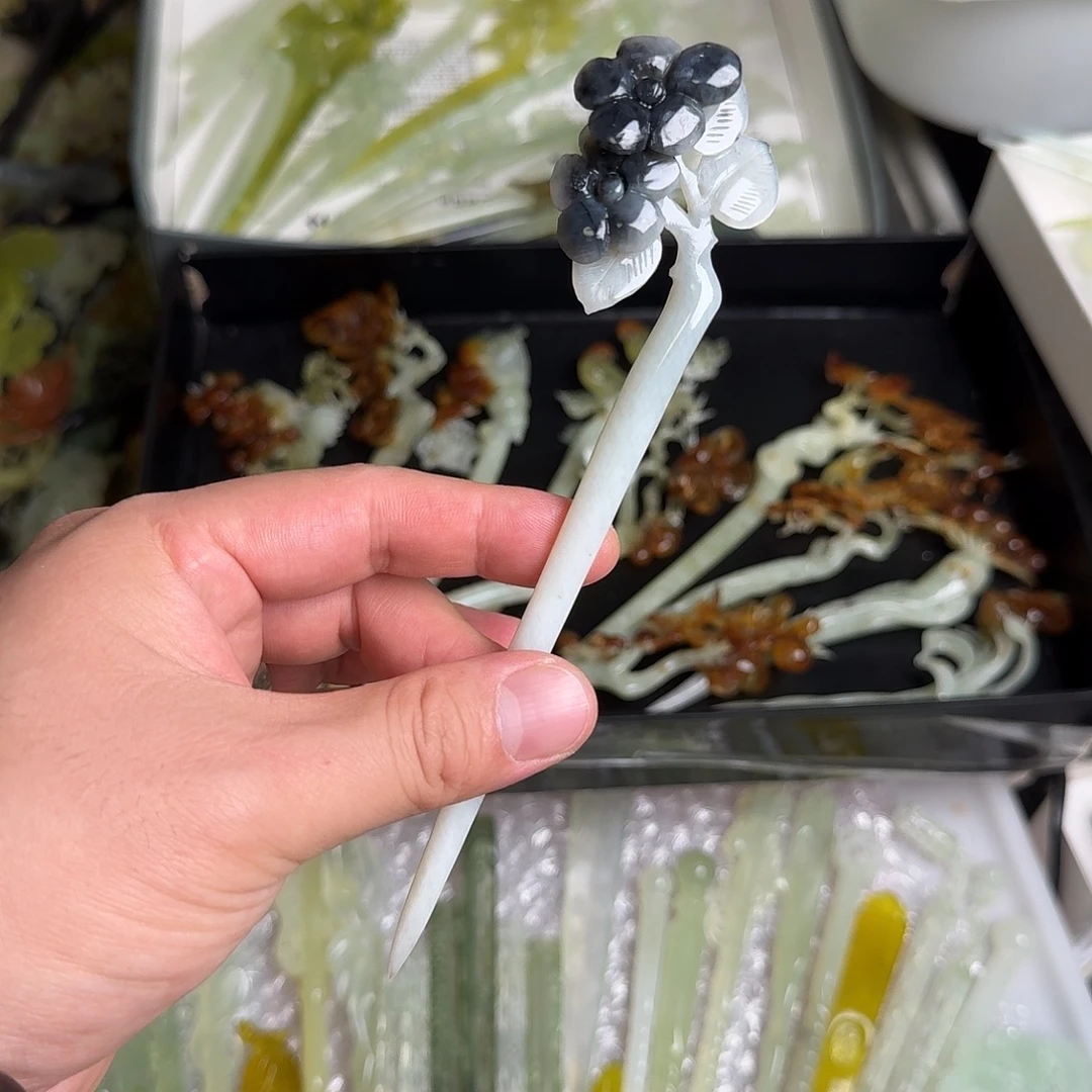 蛇纹石玉未镶嵌发饰