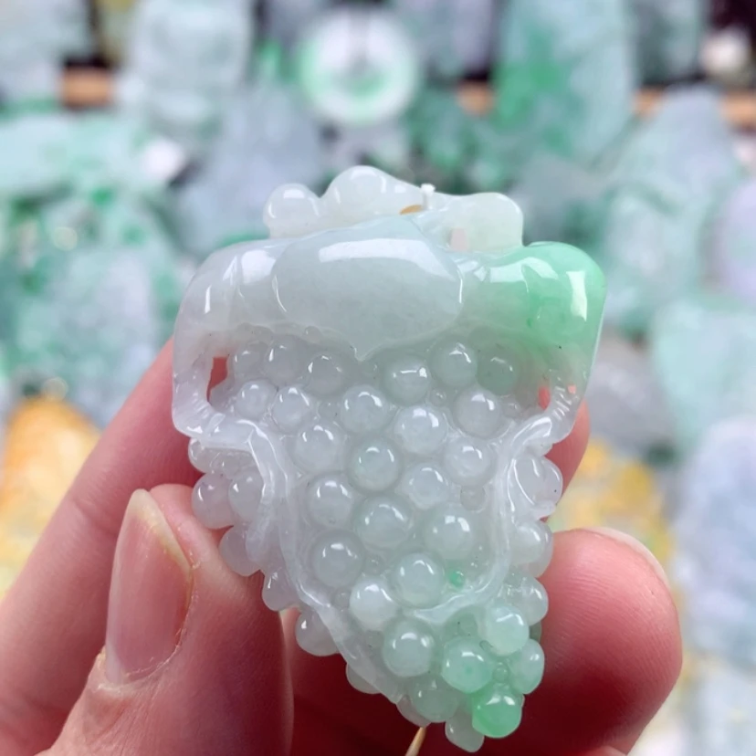 【闪购商品】翡翠吊坠(不含链)未镶嵌