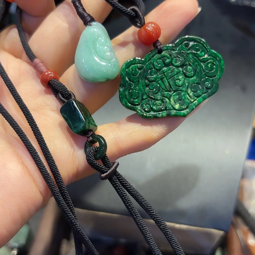 翡翠未镶嵌颈饰原创