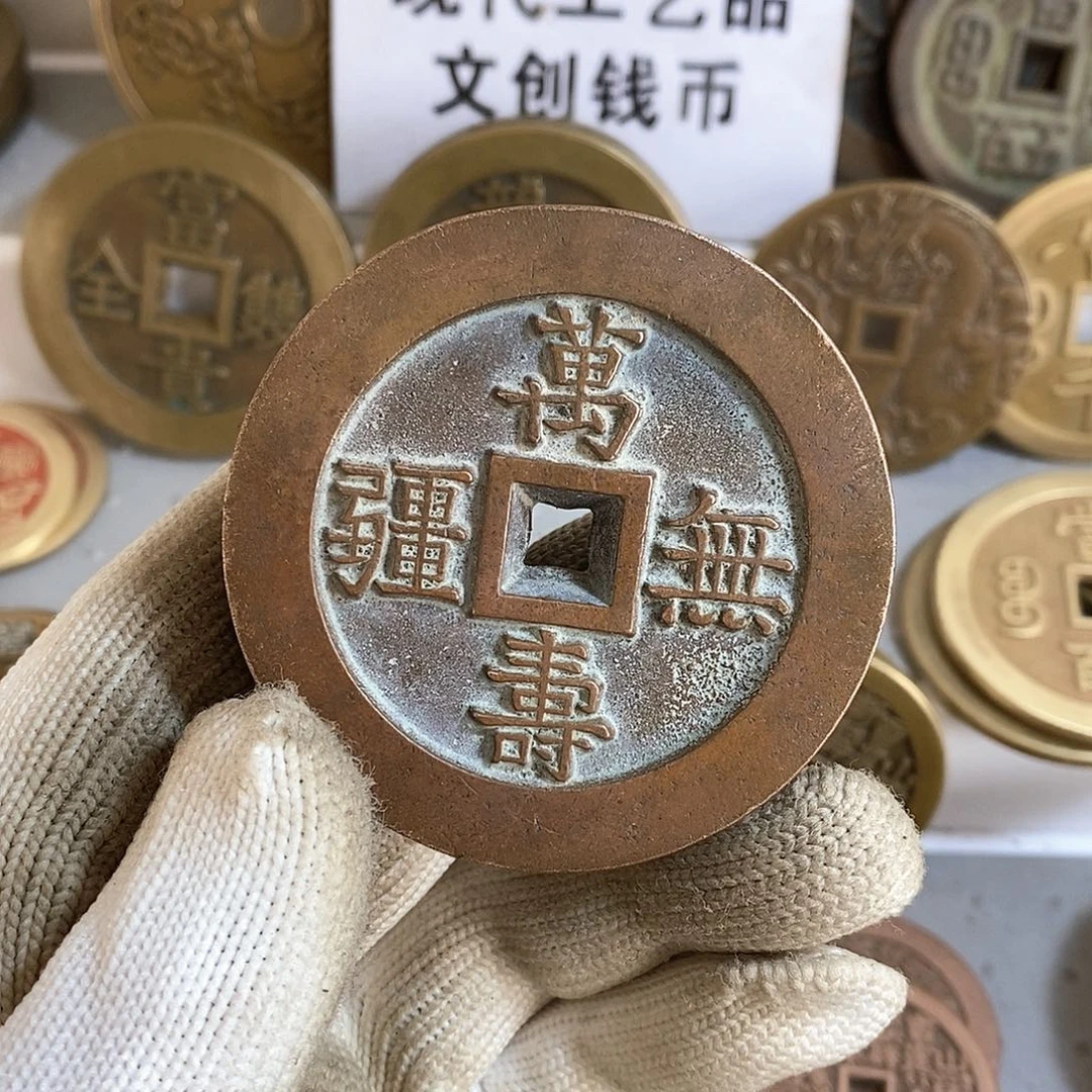 铜看**了翻砂铸造现代工艺品