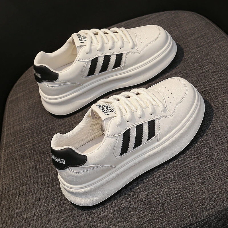 踩屎感真皮小白鞋女2025春季新款爆款百搭轻便运动休闲学生板鞋女