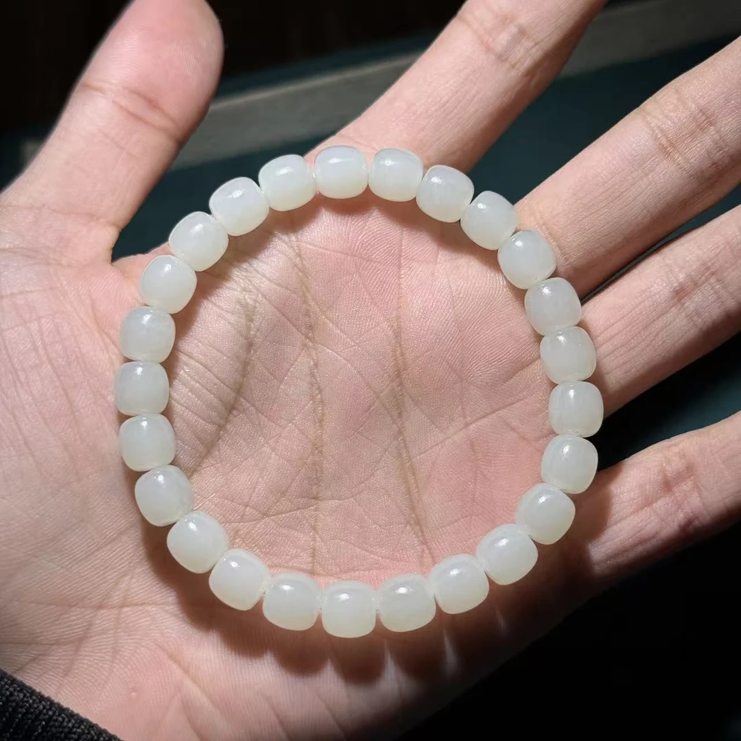 BLW1120-4精工于田直切8*7手串