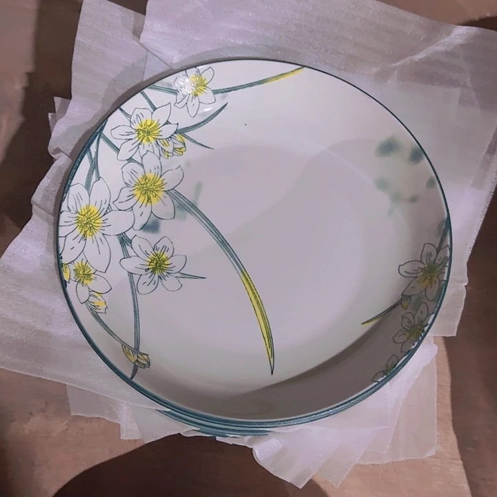 瓷4 个 水仙花 8 英寸 盘子