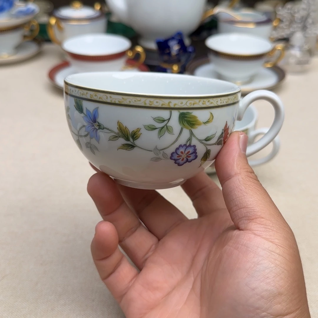 瓷片新号开播 点点关注