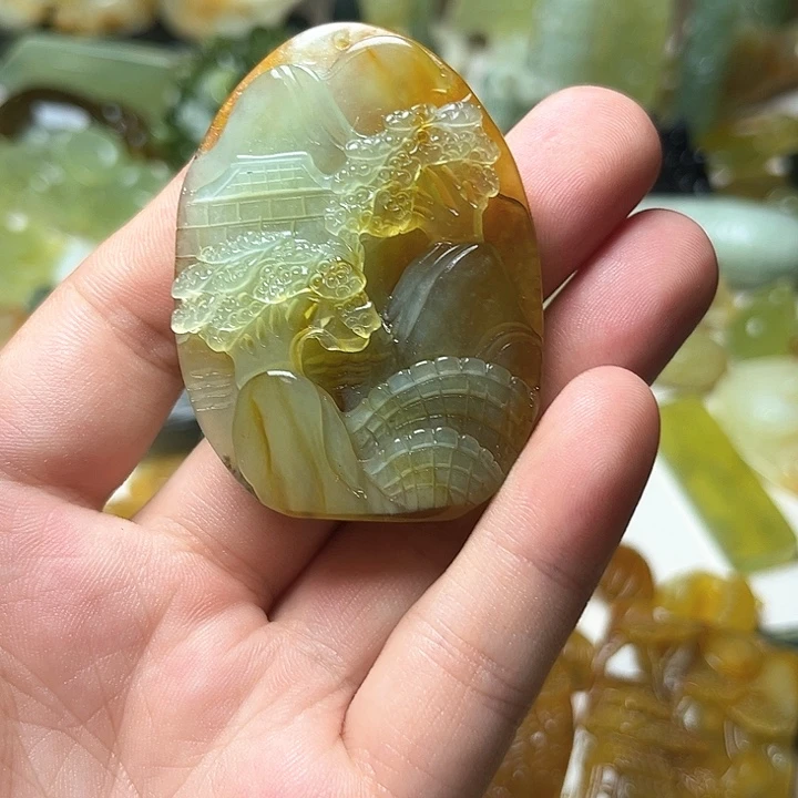 蛇纹石玉未镶嵌颈饰莹***识