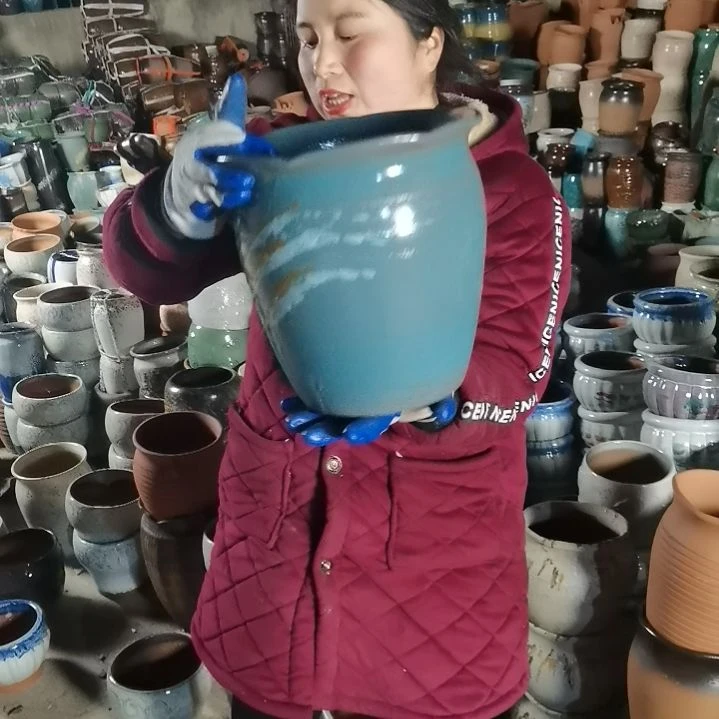 红陶口25高25瑕疵