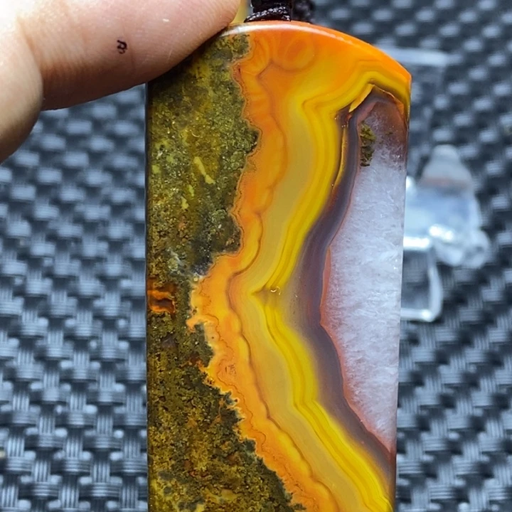 玛瑙/玉髓颈饰未镶嵌张****师