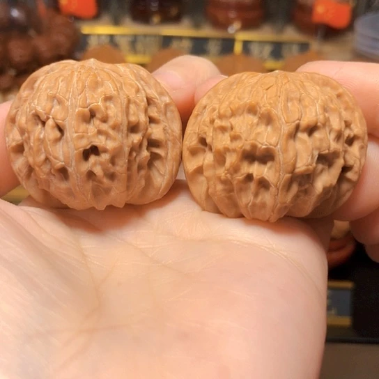 老树山地红皮石子磨